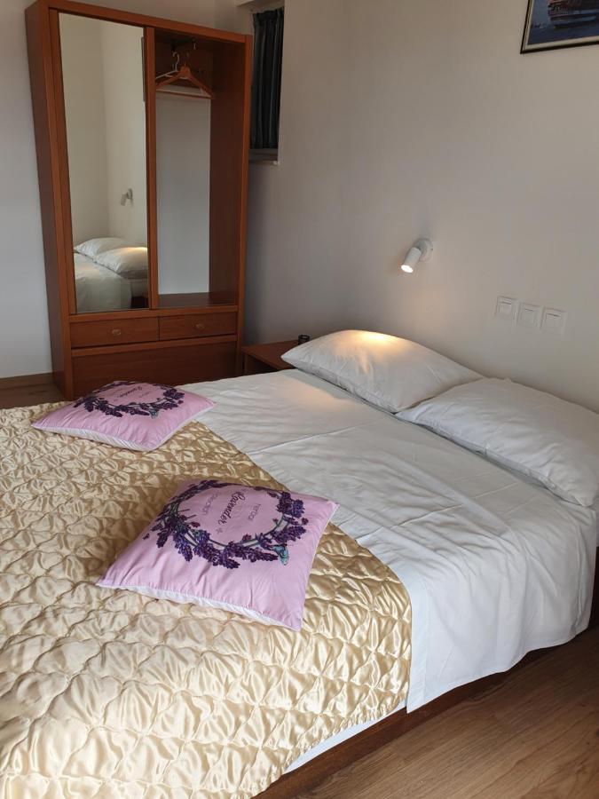 Apartmani Babic ดูกีรัท ภายนอก รูปภาพ